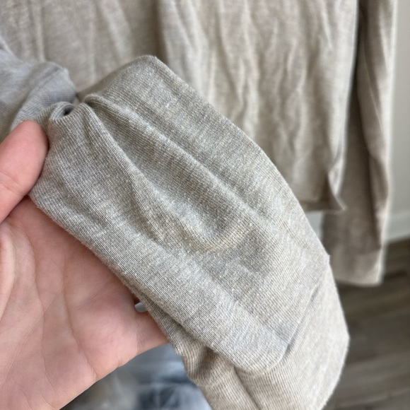 Abercrombie & Fitch top size XS - Picture 3 of 3